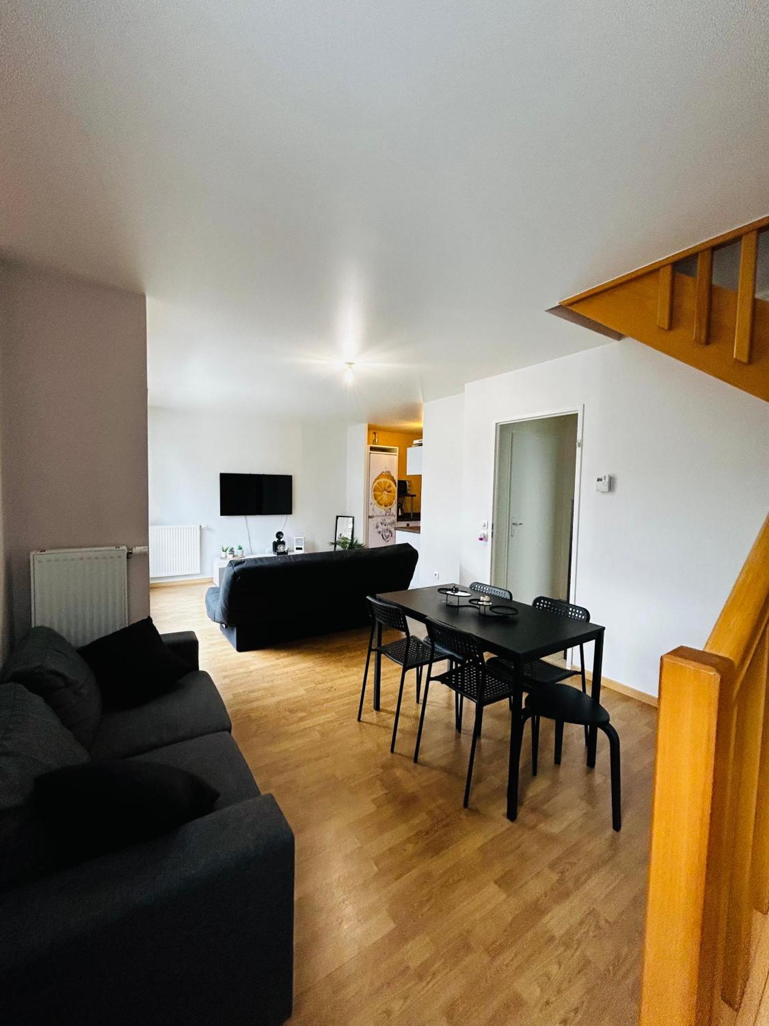 Duplex Lumineux Tout Equipe/Rer D/Balcon/Parking Corbeil-Essonnes Dış mekan fotoğraf